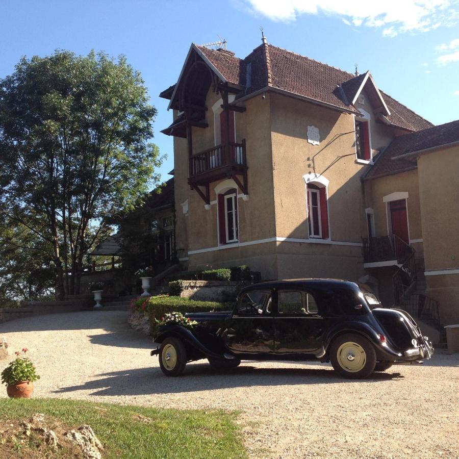 La Garenne De Morestel Exterior foto